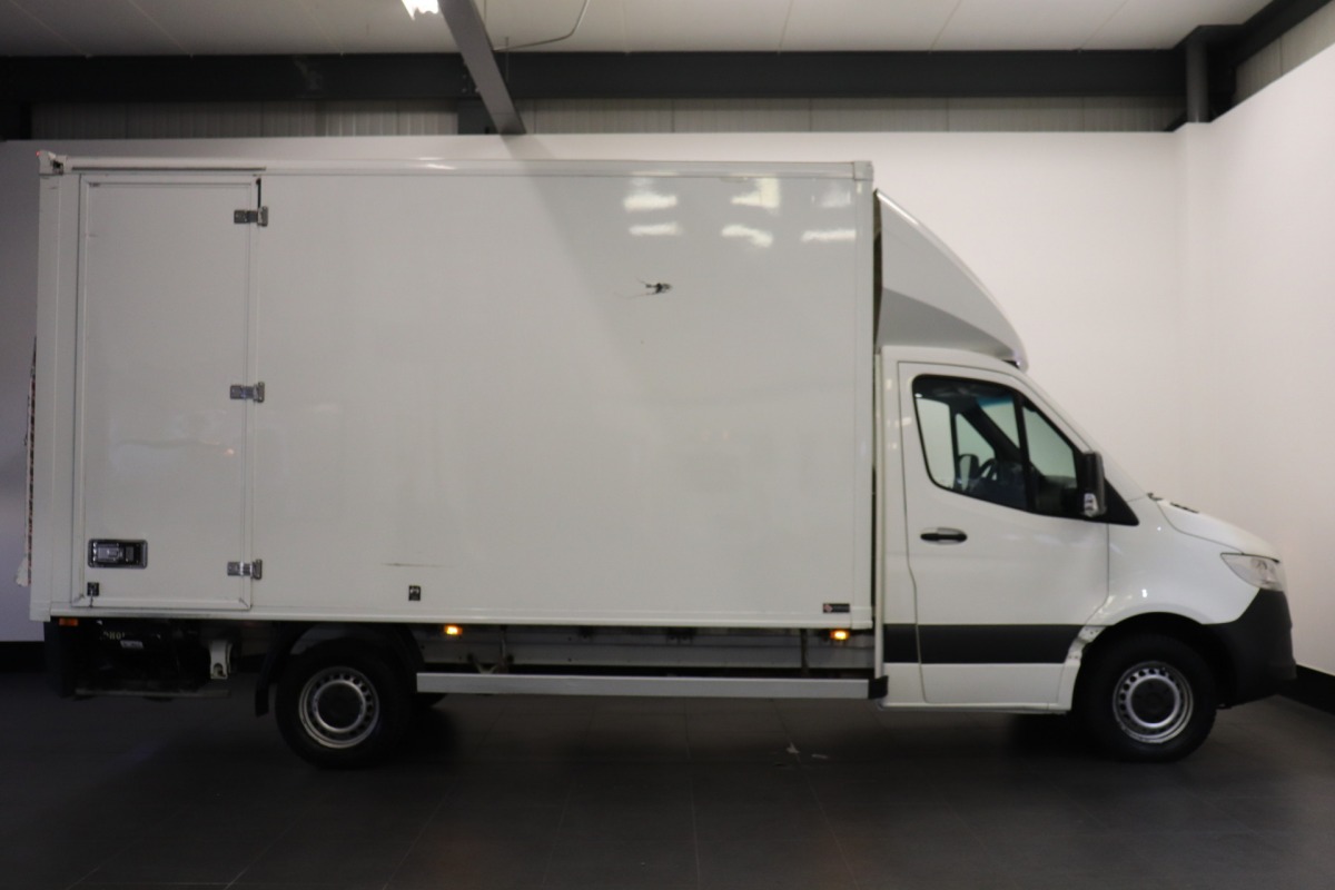Mercedes-Benz Sprinter 314 2.2 CDI Automaat L3 Bakwagen EURO 6 - Airco - Navi - Cruise - Laadklep - €24.950,- Excl.