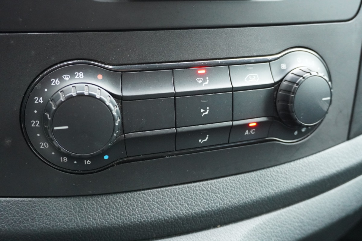 Mercedes-Benz Vito 114 CDI Lang EURO 6 - Airco - Navi - Cruise - € 14.950,- Excl.