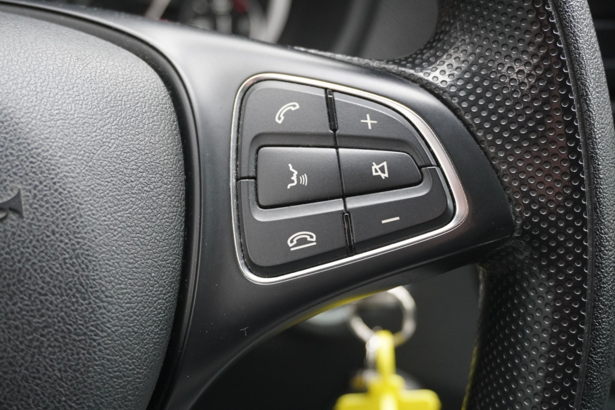 Mercedes-Benz Vito 114 CDI Lang EURO 6 - Airco - Navi - Cruise - € 14.950,- Excl.