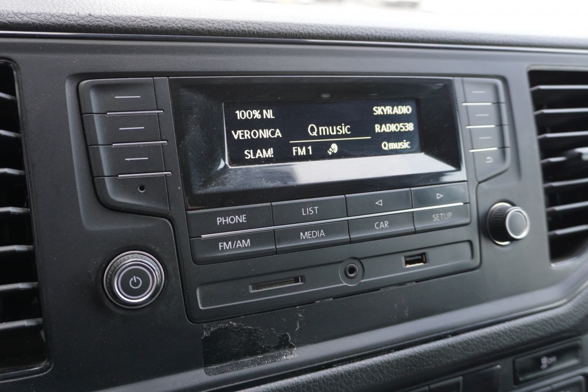 Volkswagen Crafter 2.0 TDI 177PK L3H3 EURO 6 - Airco - Cruise - PDC - €16.900,- Excl.