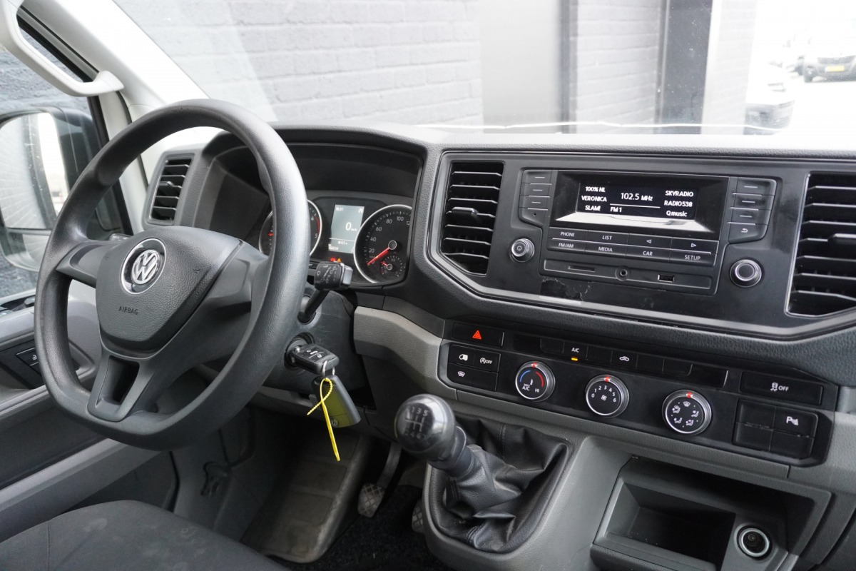 Volkswagen Crafter 2.0 TDI 177PK L3H3 EURO 6 - Airco - Cruise - PDC - €16.900,- Excl.