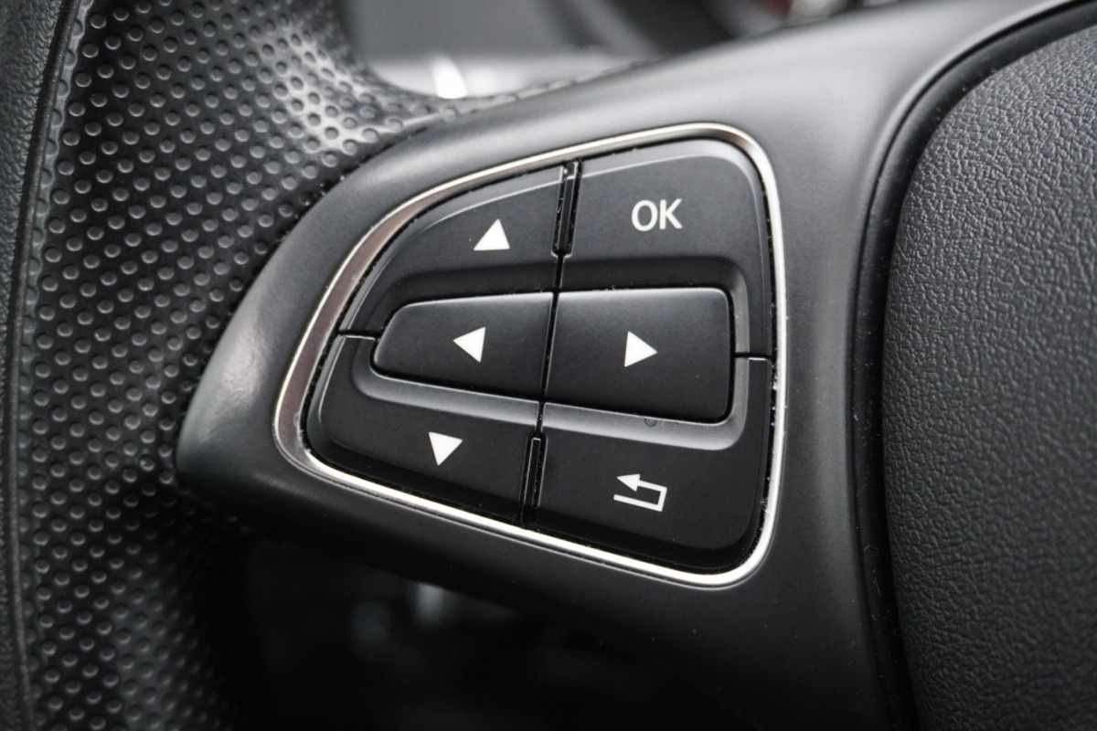 Mercedes-Benz Vito 110 CDI Lang Dubbele cabine EURO 6 - A/C Climate - Cruise - PDC - € 19.950,- Excl.