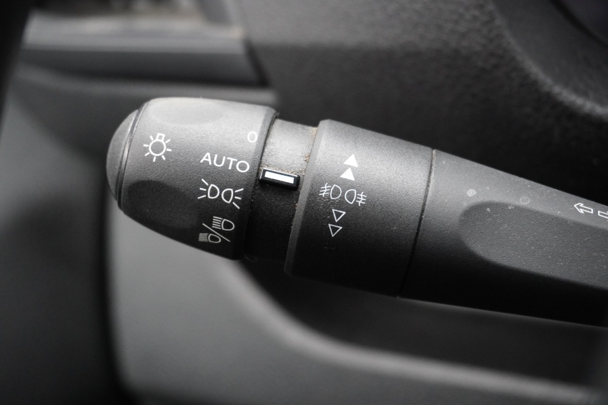 Opel Vivaro 2.0 145PK L3 EURO 6 - Airco - Navi - Cruise - € 18.950,- Excl.