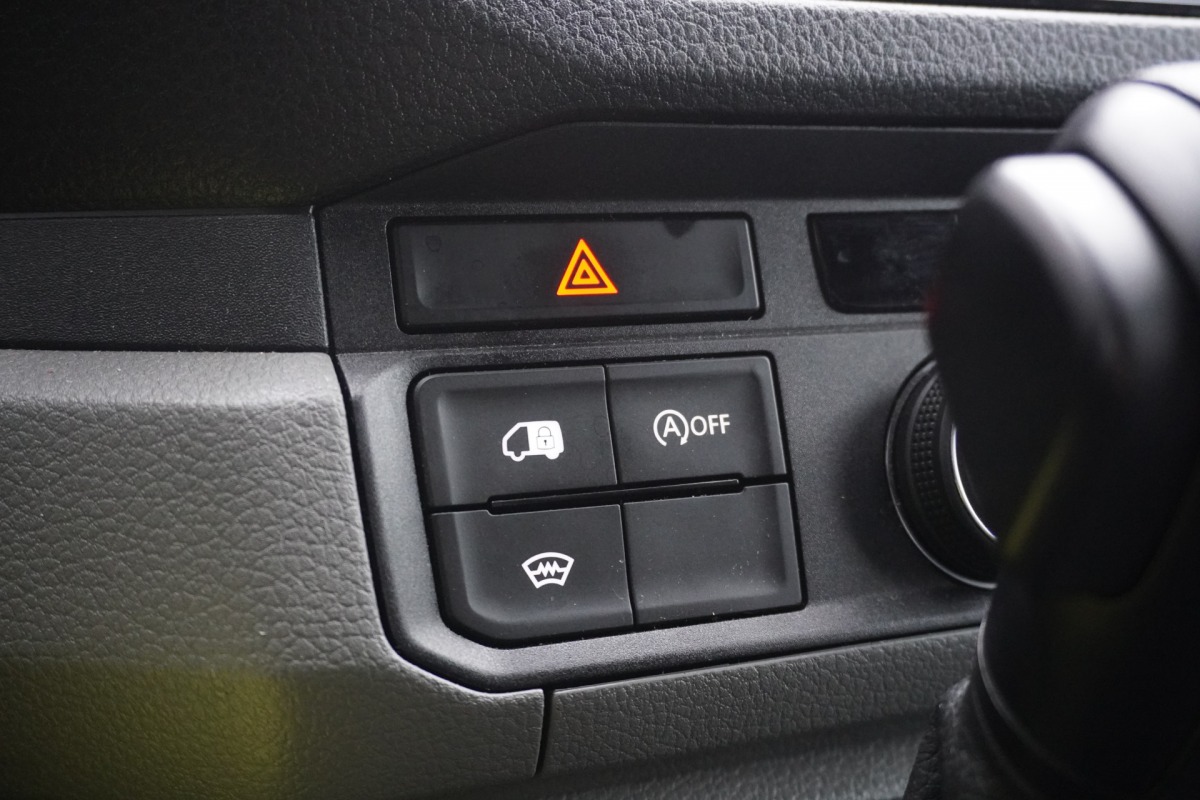 Volkswagen Crafter 2.0 TDI 177PK Automaat L3H3 - EURO 6 - Airco - Navi - Cruise - €19.950,- Excl.