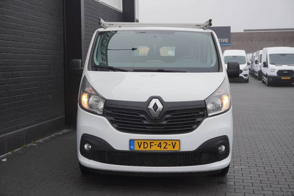 Renault Trafic 1.6 dCi 125PK L2 Dubbele Cabine EURO 6 - Airco - Navi - Cruise - € 14.499,- Excl. Renault Trafic 1.6 dCi 125PK L2 Dubbele Cabine EURO 6 - Airco - Navi - Cruise - € 14.499,- Excl.