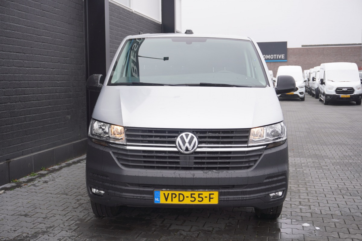 Volkswagen Transporter 2.0 TDI L2 - EURO 6 - Airco - Navi - Cruise - €20.950,- Excl.