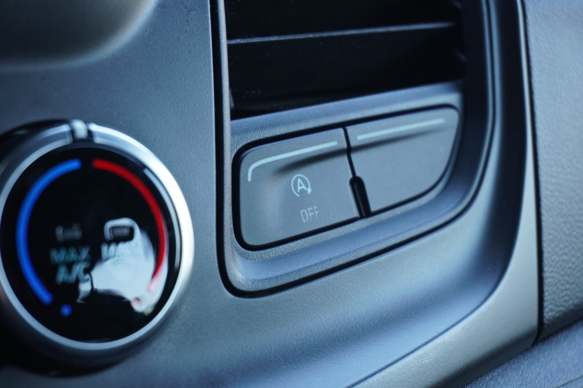 Ford Transit Custom 2.0 TDCI L2 Dubbele Cabine EURO 6 - Airco - Cruise - Camera - € 16.900,- Excl. Ford Transit Custom 2.0 TDCI L2 Dubbele Cabine EURO 6 - Airco - Cruise - Camera - € 16.900,- Excl.