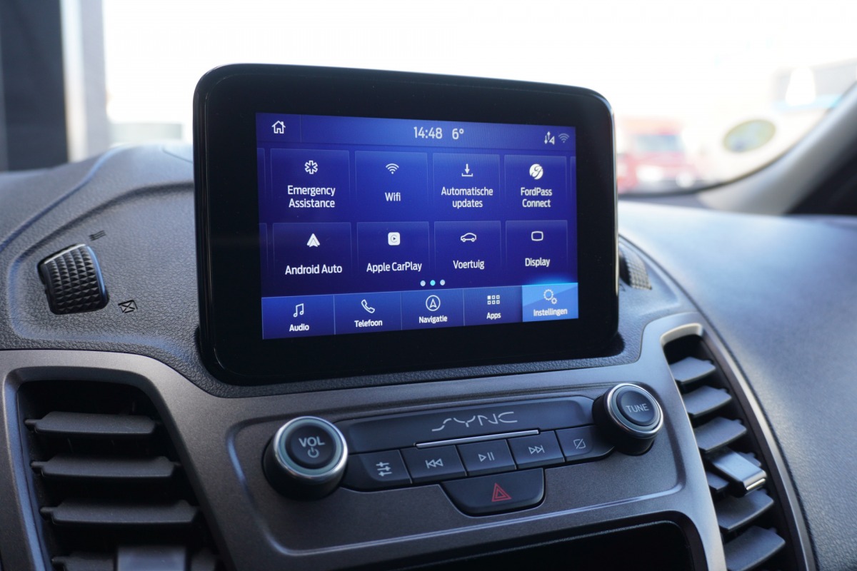 Ford Transit Connect 1.5 EcoBlue 100PK EURO 6 - Airco - Navi - Cruise - € 11.950,- Excl.