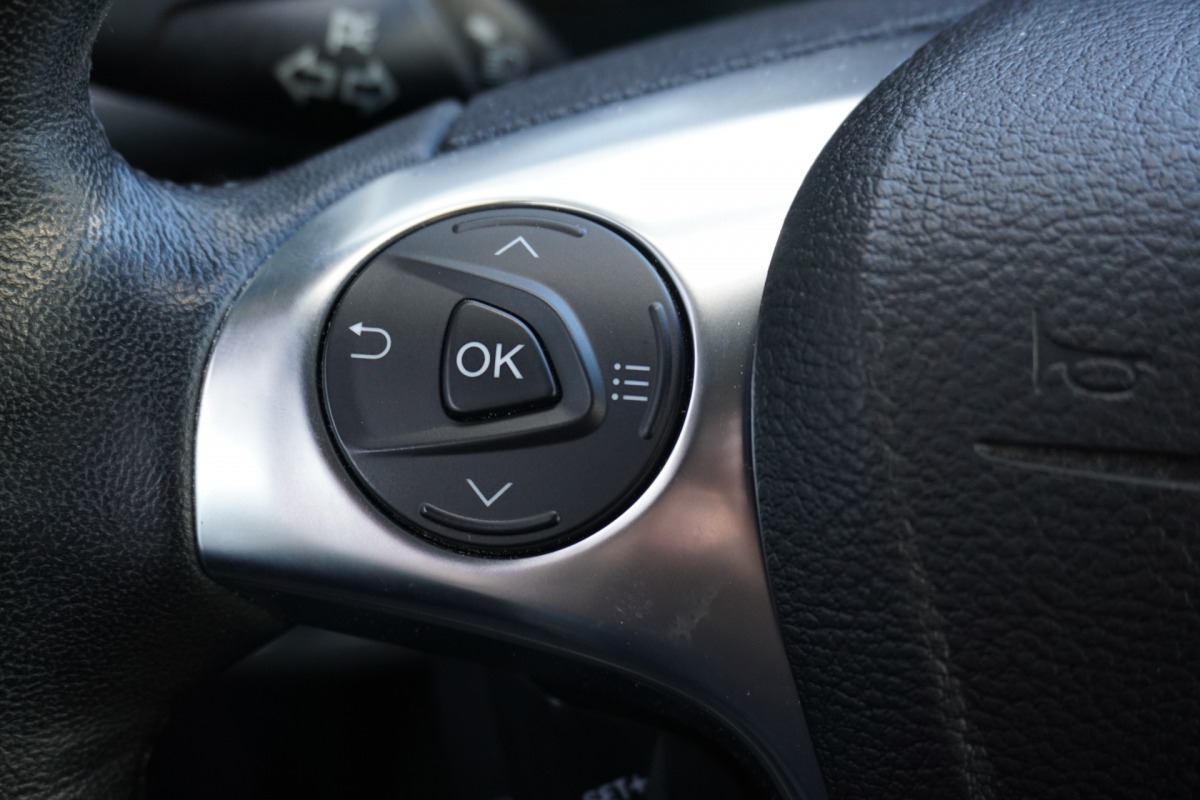 Ford Transit Connect 1.5 EcoBlue 100PK EURO 6 - Airco - Navi - Cruise - € 11.950,- Excl.