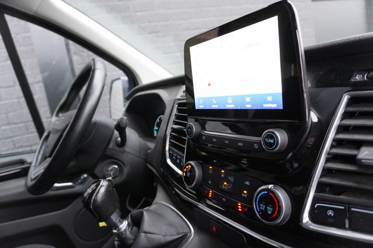 Ford Transit Custom Limited 2.0 TDCI 130PK EURO 6 - Airco - Navi - Cruise - € 19.900,- Excl.