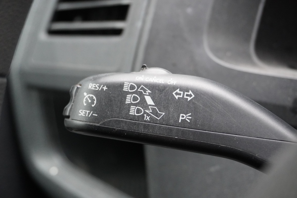 Volkswagen Transporter 2.0 TDI L2 Dubbele cabine EURO 6 - Airco - Cruise - PDC - €15.950,- Excl.