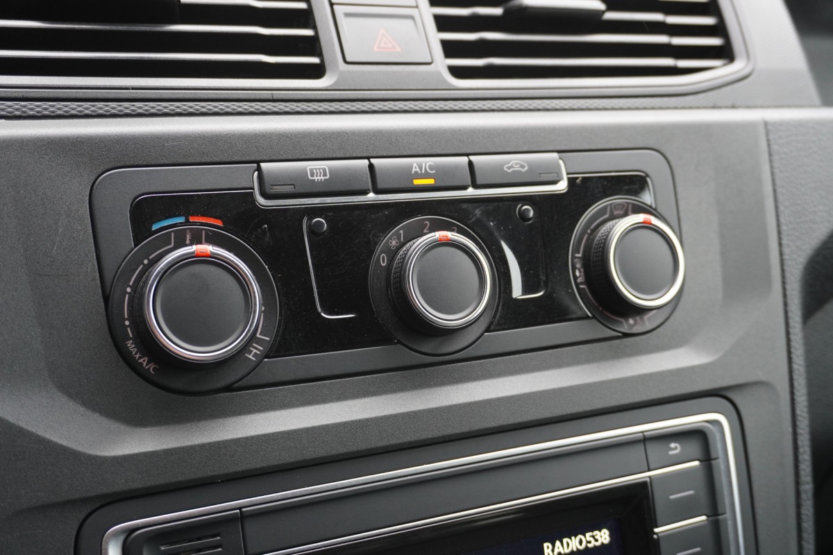 Volkswagen Caddy 2.0 TDI EURO 6 - Airco - Cruise - Trekhaak - €9.950,- Excl.