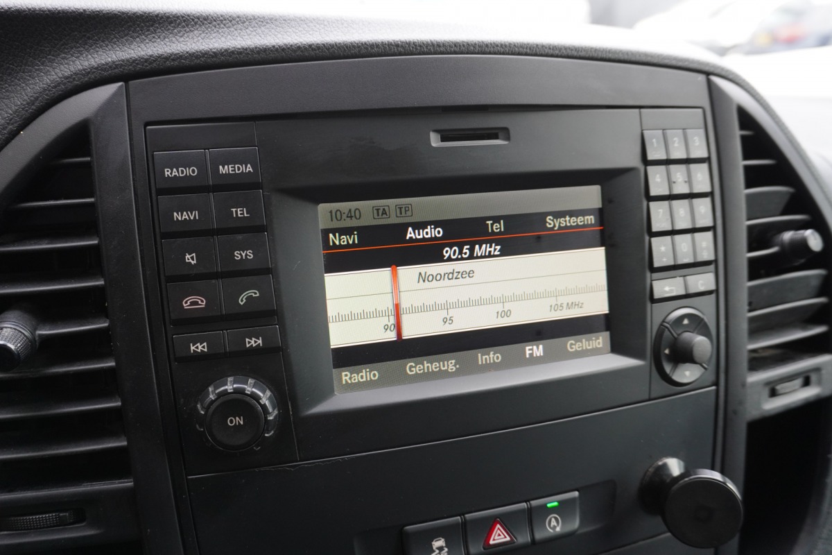 Mercedes-Benz Vito 114 CDI XL EURO 6 - A/C climate - Navi - Cruise - Trekhaak - €12.900,- Excl.