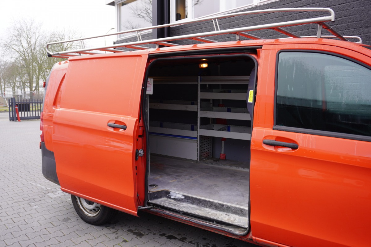 Mercedes-Benz Vito 114 CDI XL EURO 6 - A/C climate - Navi - Cruise - Trekhaak - €12.900,- Excl.