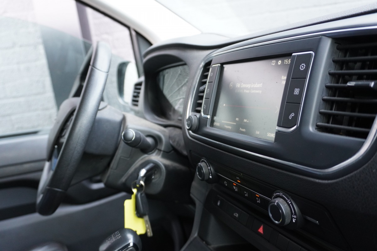 Opel Vivaro 2.0 CDTI 122PK L2 EURO 6 - Airco - Navi - Cruise - €12.900,- Excl.