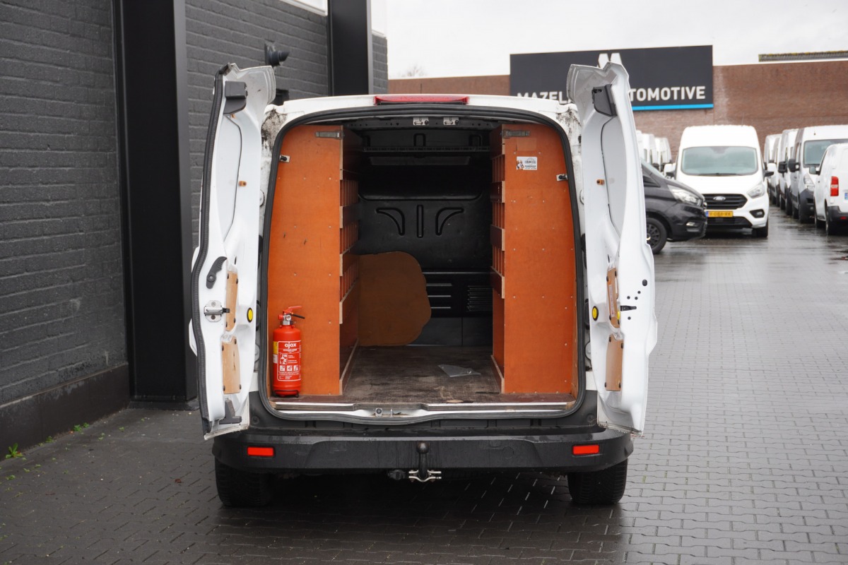 Ford Transit Connect 1.5 EcoBlue 100PK L2 EURO 6 - Airco - Cruise - Trekhaak - € 11.950,- Excl. Ford Transit Connect 1.5 EcoBlue 100PK L2 EURO 6 - Airco - Cruise - Trekhaak - € 11.950,- Excl.