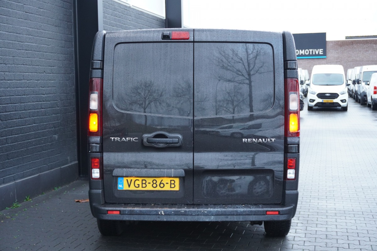 Renault Trafic 1.6 dCi L2 EURO 6 - Airco - Navi - Cruise - € 15.950,- Excl.