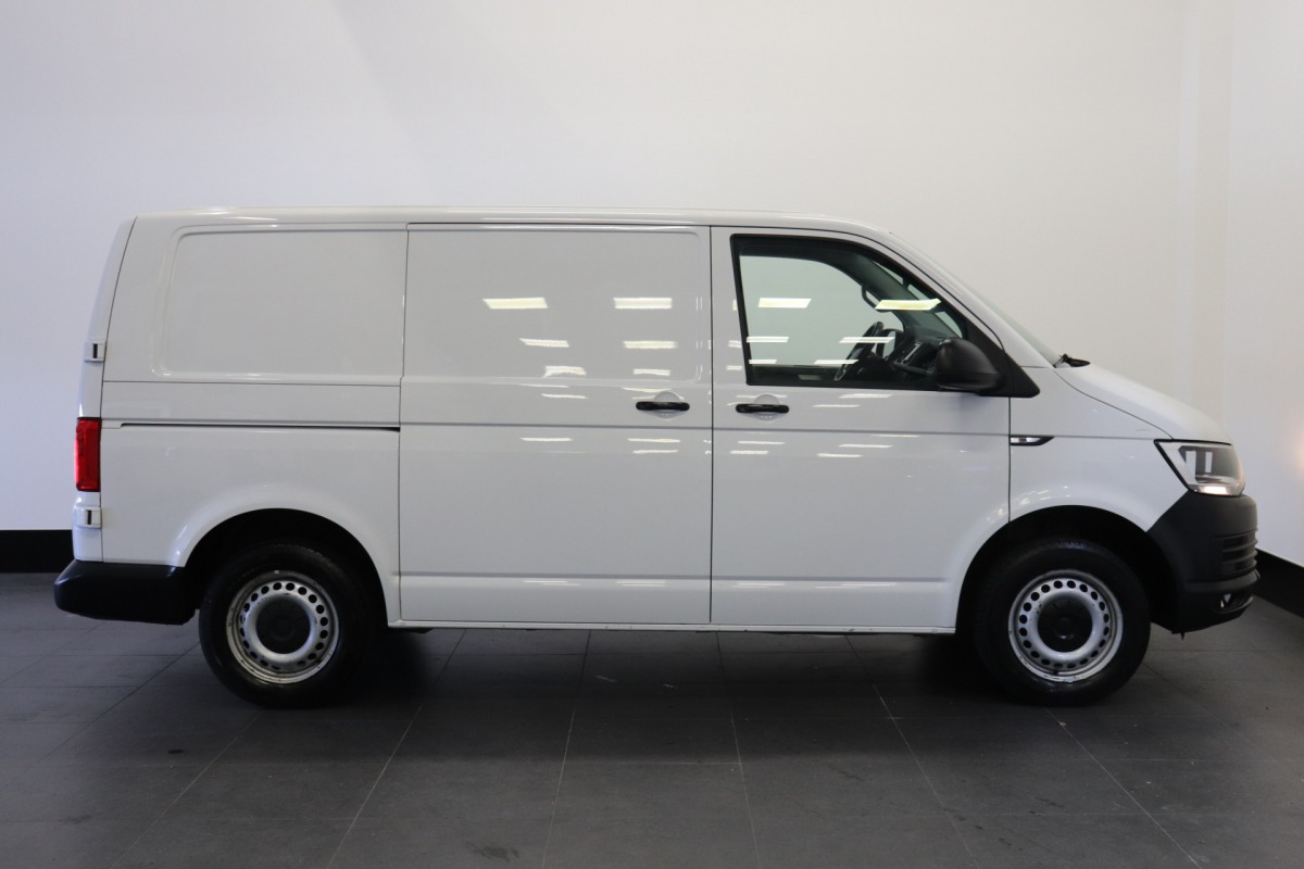 Volkswagen Transporter 2.0 TDI EURO 6 - Airco - Navi - Cruise - €13.900,- Excl.