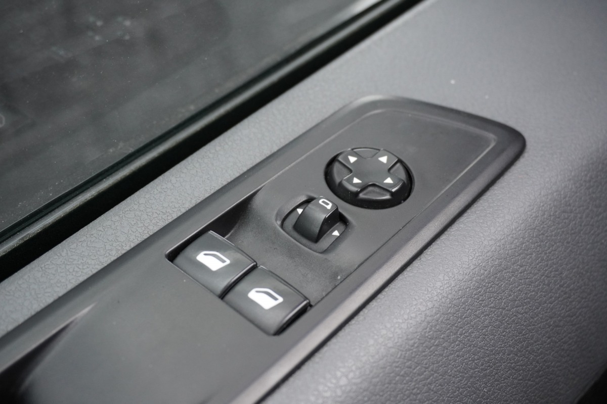 Opel Vivaro 1.5 CDTI EURO 6 - Airco - Cruise - PDC - € 11.900,- Excl.