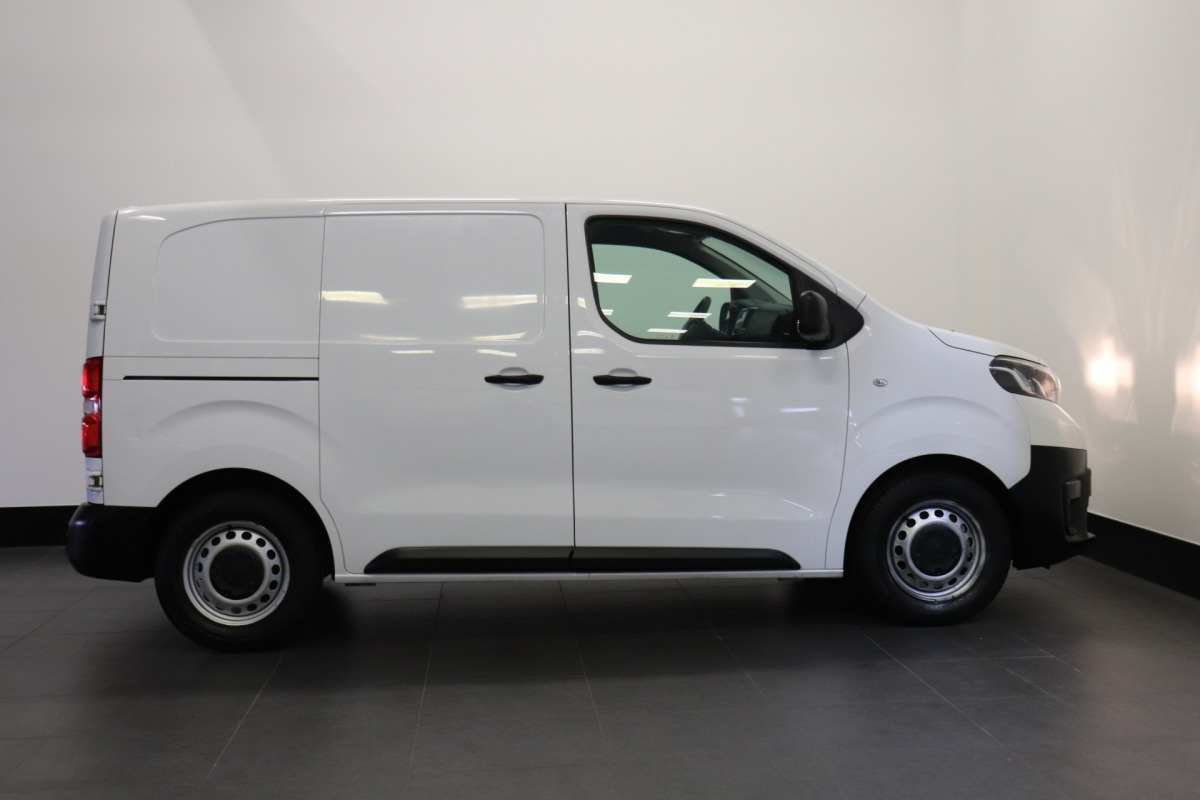 Toyota ProAce Compact 1.5 D-4D - EURO 6 - Airco - Cruise - Trekhaak - €11.950,- Excl.