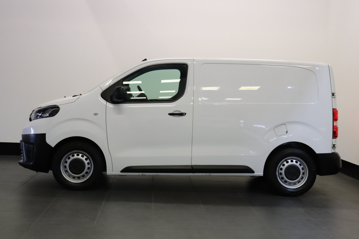 Toyota ProAce Compact 1.5 D-4D - EURO 6 - Airco - Cruise - Trekhaak - €11.950,- Excl.