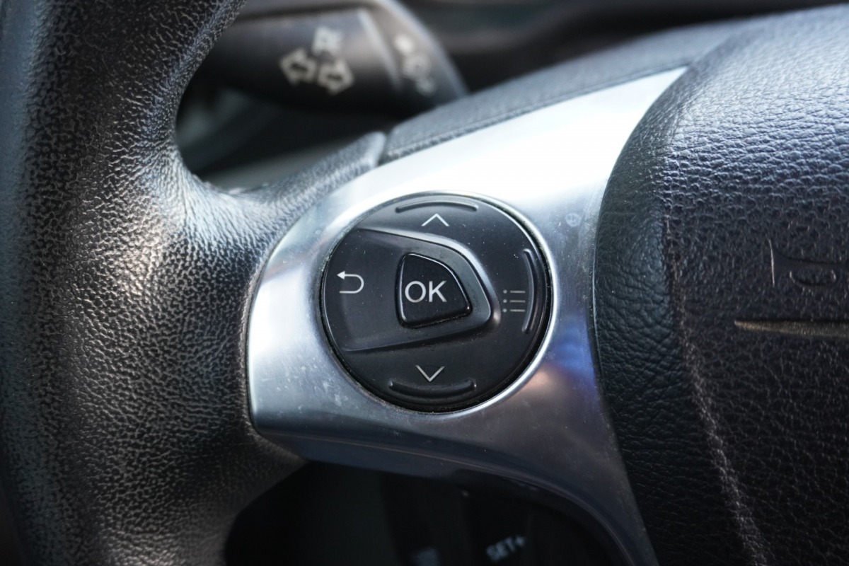 Ford Transit Connect 1.5 EcoBlue 100PK - EURO 6 - Airco - Cruise - Trekhaak - €8.950,- Excl.