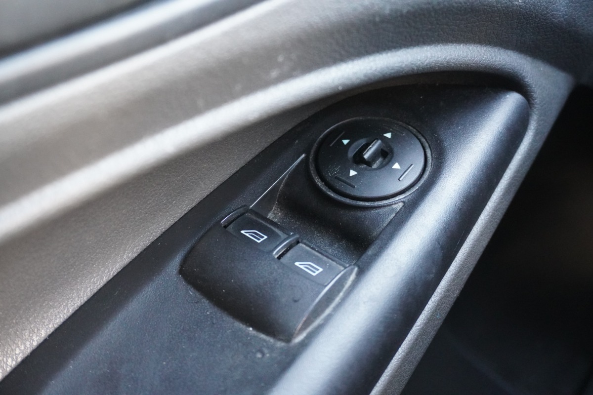 Ford Transit Connect 1.5 EcoBlue 100PK - EURO 6 - Airco - Cruise - Trekhaak - €8.950,- Excl.