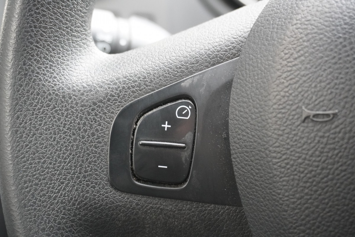 Renault Trafic 2.0 dCi 120PK EURO 6 - Airco - Navi - Cruise - € 9.900,- Excl.