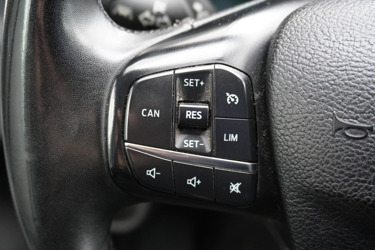 Ford Transit 2.0 TDCI 130PK L2H2 EURO 6 - Airco - Navi - Cruise - € 19.950,- Excl.