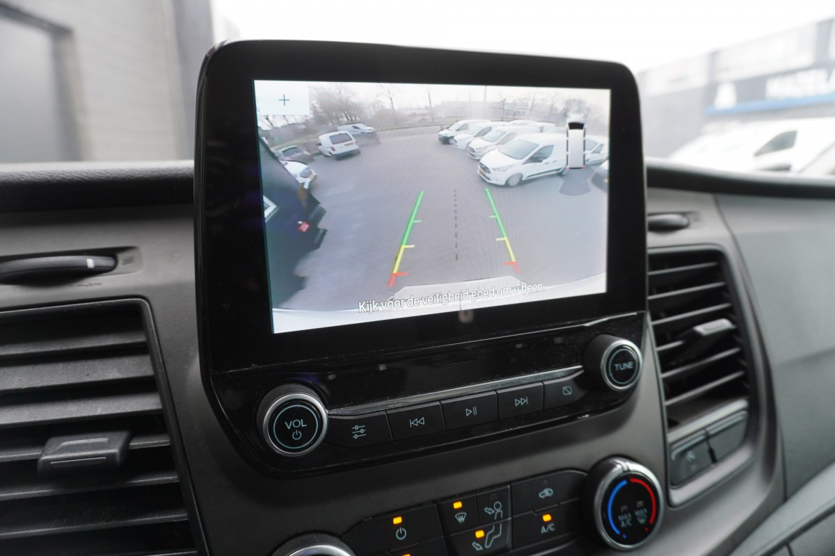 Ford Transit 2.0 TDCI 130PK L3H2 EURO 6 - Airco - Navi - Cruise - € 11.950,- Excl.