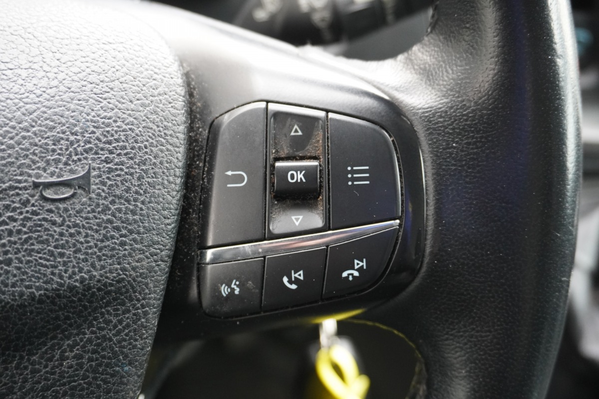 Ford Transit 2.0 TDCI 130PK L3H2 EURO 6 - Airco - Navi - Cruise - € 11.950,- Excl.