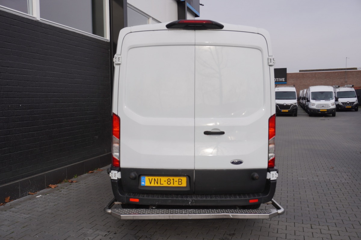 Ford Transit 2.0 TDCI 130PK L3H2 EURO 6 - Airco - Navi - Cruise - € 11.950,- Excl.