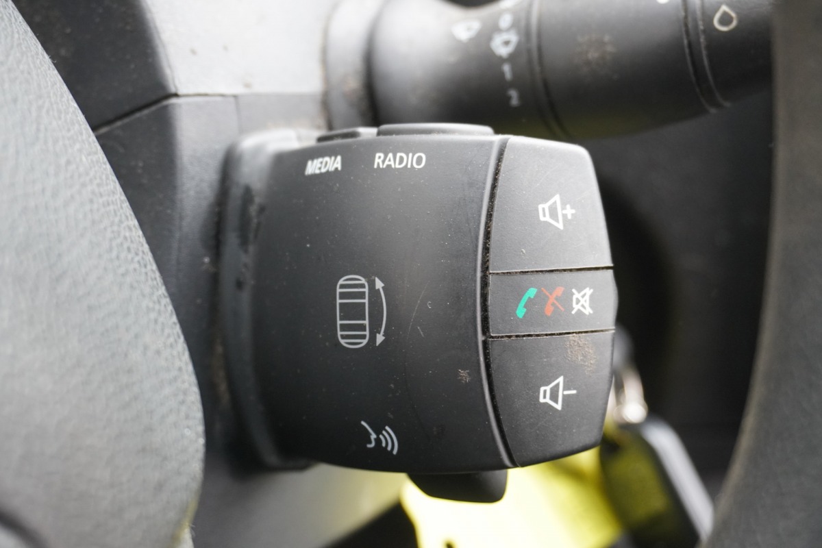 Renault Master 2.3 dCi 130PK L2H2 EURO 6 - Airco - Navi - Cruise - € 11.900,- Excl.