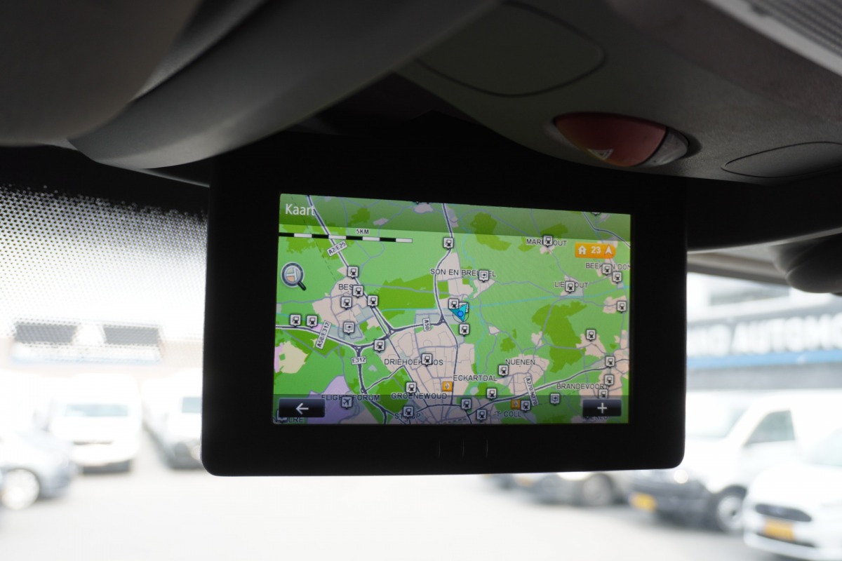 Renault Master 2.3 dCi 130PK L2H2 EURO 6 - Airco - Navi - Cruise - € 11.900,- Excl. Renault Master 2.3 dCi 130PK L2H2 EURO 6 - Airco - Navi - Cruise - € 11.900,- Excl.