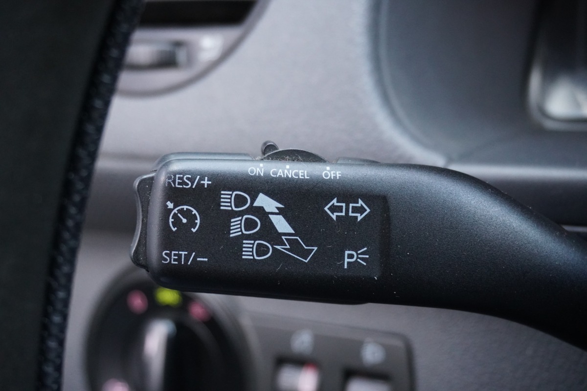 Volkswagen Caddy 2.0 SDI - Carkit - Imperiaal - € 2.950,- Marge