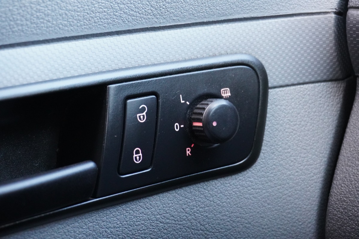 Volkswagen Caddy 2.0 SDI - Carkit - Imperiaal - € 2.950,- Marge