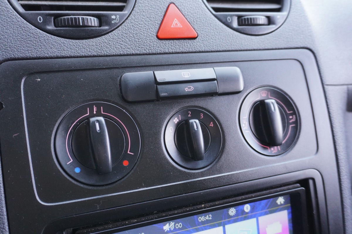 Volkswagen Caddy 2.0 SDI - Carkit - Imperiaal - € 2.950,- Marge