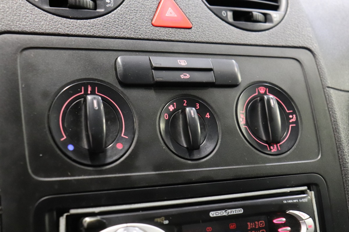 Volkswagen Caddy 2.0 SDI - Trekhaak - Schuifdeur - €1.990,- Excl.