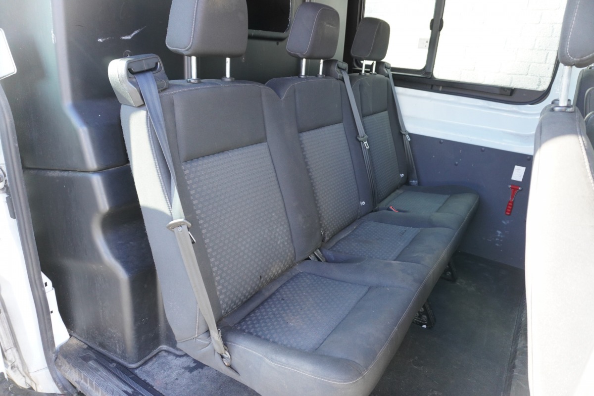 Ford Transit 2.0 TDCI L2H2 Dubbel cabine EURO 6 - Airco - Cruise - PDC - €15.900,- Excl.