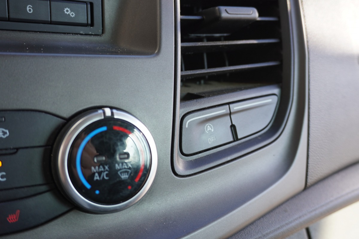 Ford Transit 2.0 TDCI L2H2 Dubbel cabine EURO 6 - Airco - Cruise - PDC - €15.900,- Excl.