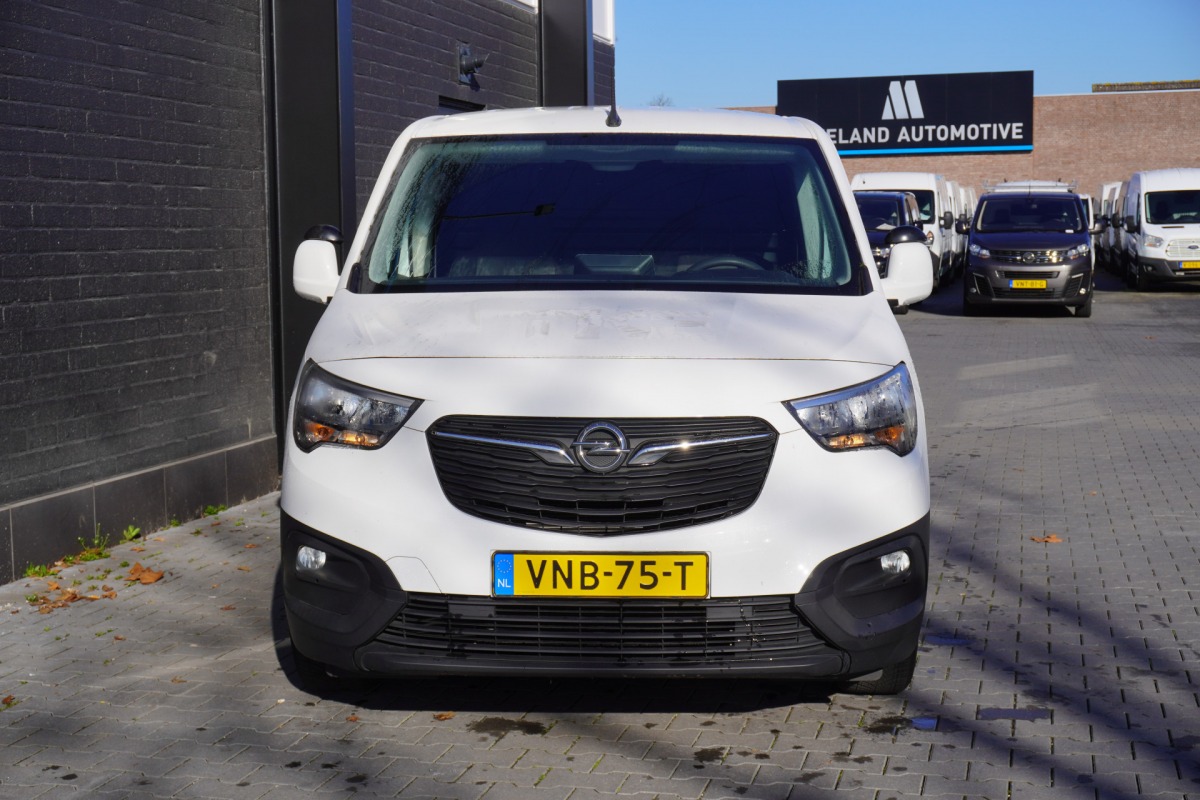 Opel Combo 1.5D 102PK L2 EURO 6 - Airco - Navi - Cruise - € 11.499,- Excl. Opel Combo 1.5D 102PK L2 EURO 6 - Airco - Navi - Cruise - € 11.499,- Excl.