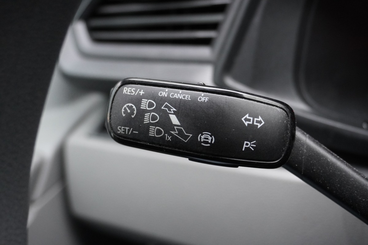 Volkswagen Transporter 2.0 TDI 150PK Automaat EURO 6 - Airco - Cruise - PDC - € 14.900,- Excl.