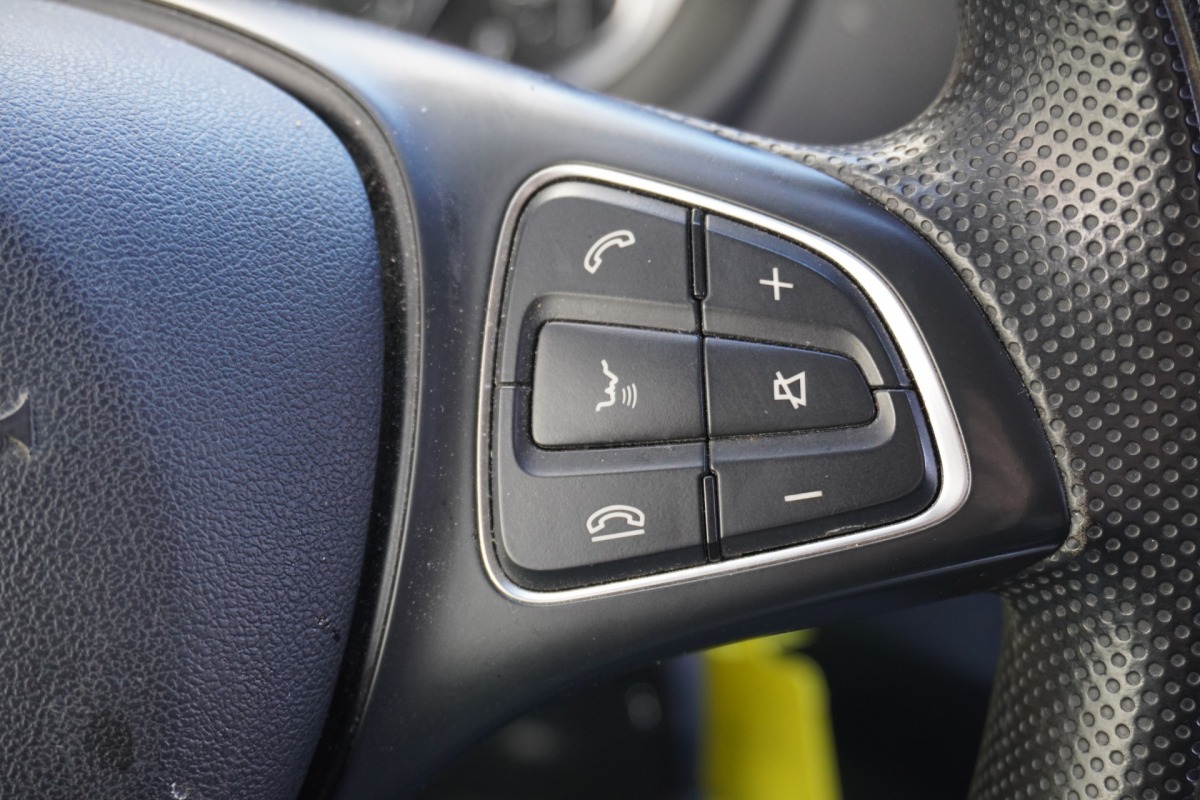 Mercedes-Benz Vito 114 CDI XL - EURO 6 - Airco - Navi - Cruise - €13.900,- Excl. Mercedes-Benz Vito 114 CDI XL - EURO 6 - Airco - Navi - Cruise - €13.900,- Excl.