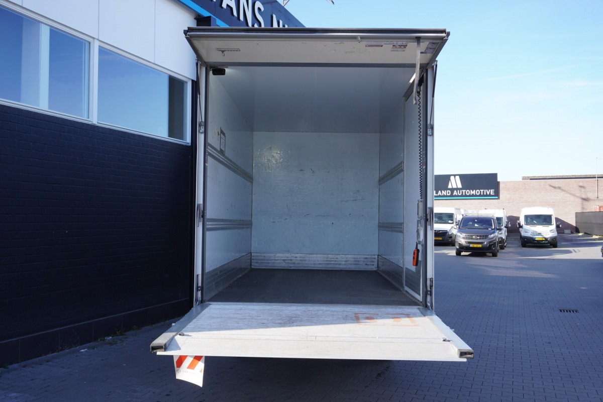 Ford Transit 2.0 TDCI L4 Bakwagen EURO 6 - Airco - Cruise - D'Hollandia - €18.950,- Excl. Ford Transit 2.0 TDCI L4 Bakwagen EURO 6 - Airco - Cruise - D'Hollandia - €18.950,- Excl.