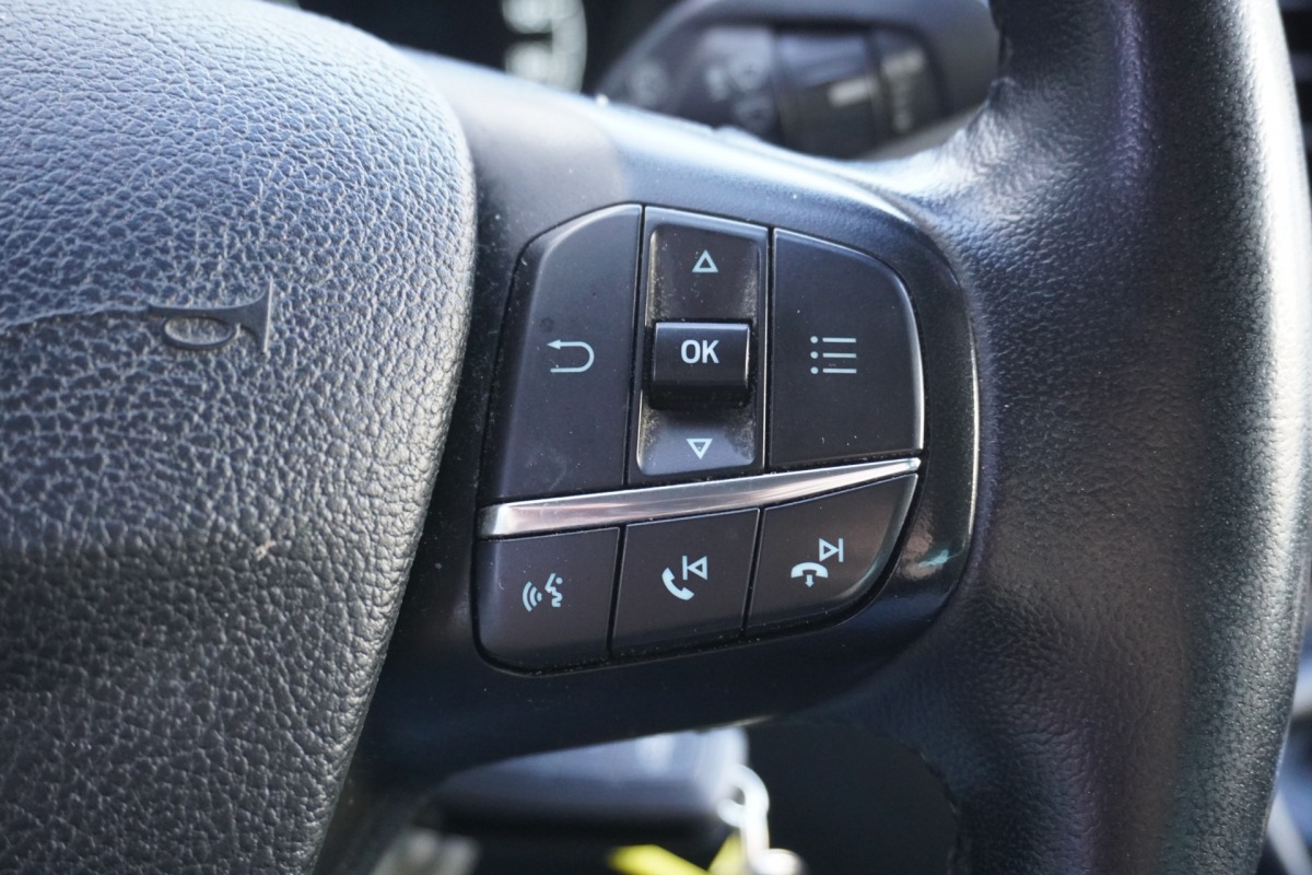 Ford Transit 2.0 TDCI L4 Bakwagen EURO 6 - Airco - Cruise - D'Hollandia - €18.950,- Excl. Ford Transit 2.0 TDCI L4 Bakwagen EURO 6 - Airco - Cruise - D'Hollandia - €18.950,- Excl.