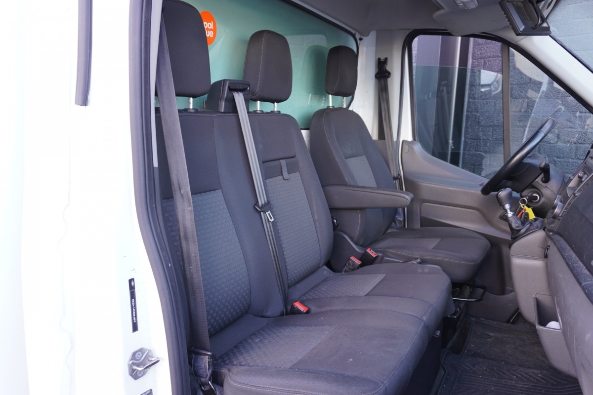 Ford Transit 2.0 TDCI L4 Bakwagen EURO 6 - Airco - Cruise - D'Hollandia - €18.950,- Excl. Ford Transit 2.0 TDCI L4 Bakwagen EURO 6 - Airco - Cruise - D'Hollandia - €18.950,- Excl.