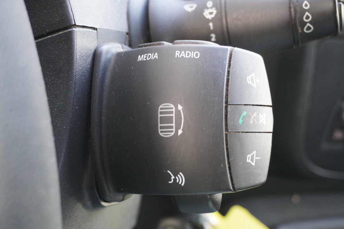 Renault Master 2.3 dCi 130PK L2H2 - EURO 6 - Airco - Navi - Cruise - €10.950,- Excl.