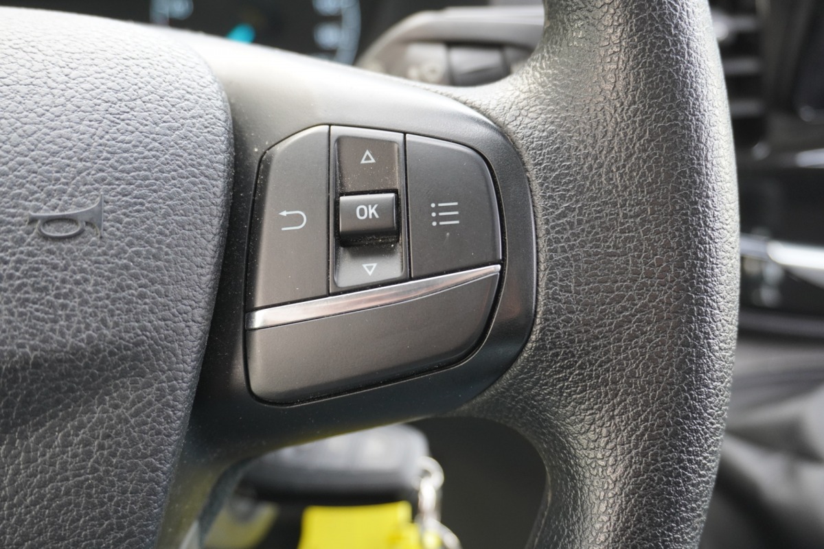 Ford Transit 2.0 TDCI L2H2 EURO 6 - A/C Climate - Navi - Carplay - €21.900,- Excl. Ford Transit 2.0 TDCI L2H2 EURO 6 - A/C Climate - Navi - Carplay - €21.900,- Excl.