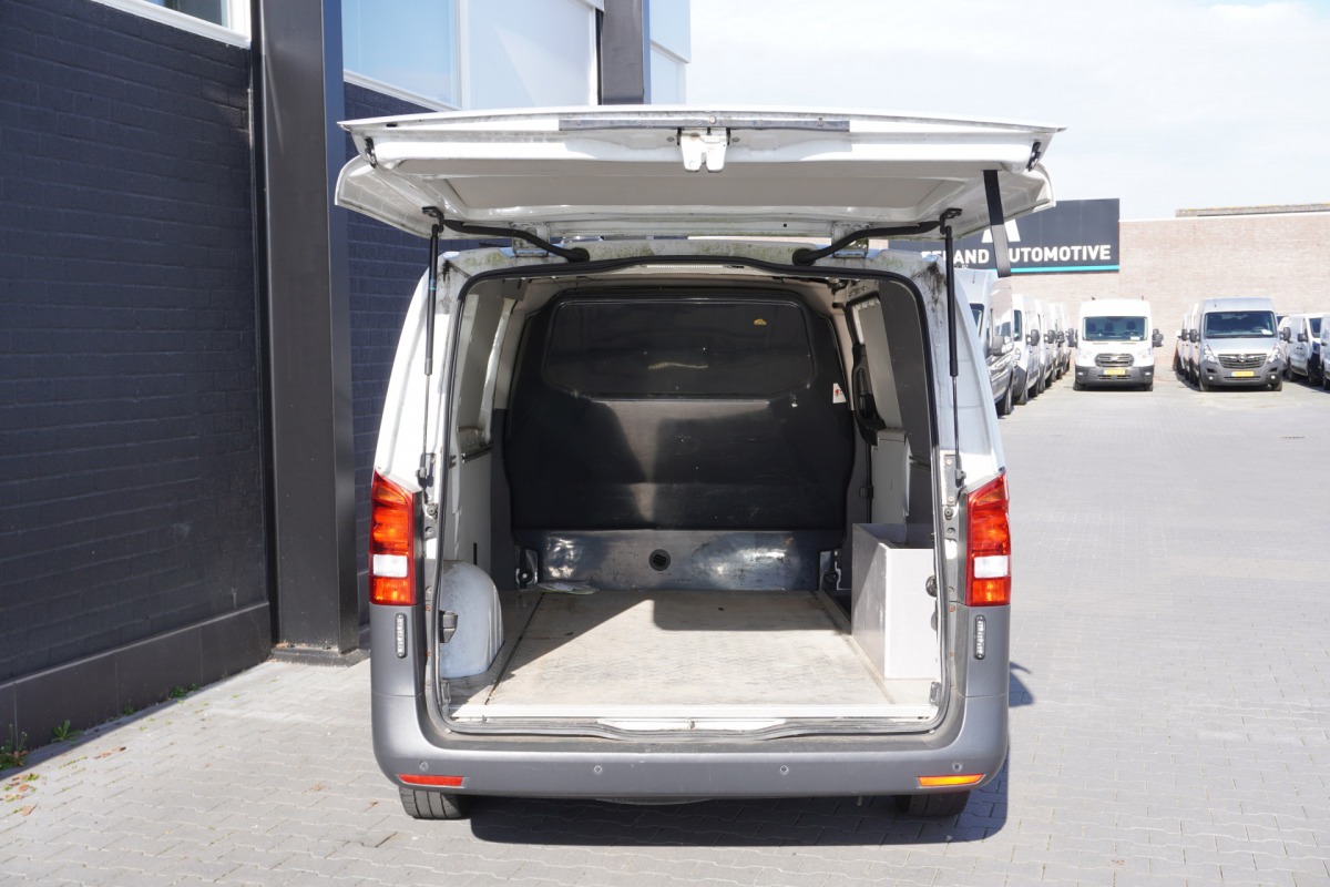Mercedes-Benz Vito 114 CDI Lang Automaat EURO 6 - A/Climate - Cruise - PDC - € 16.950,-- Excl.
