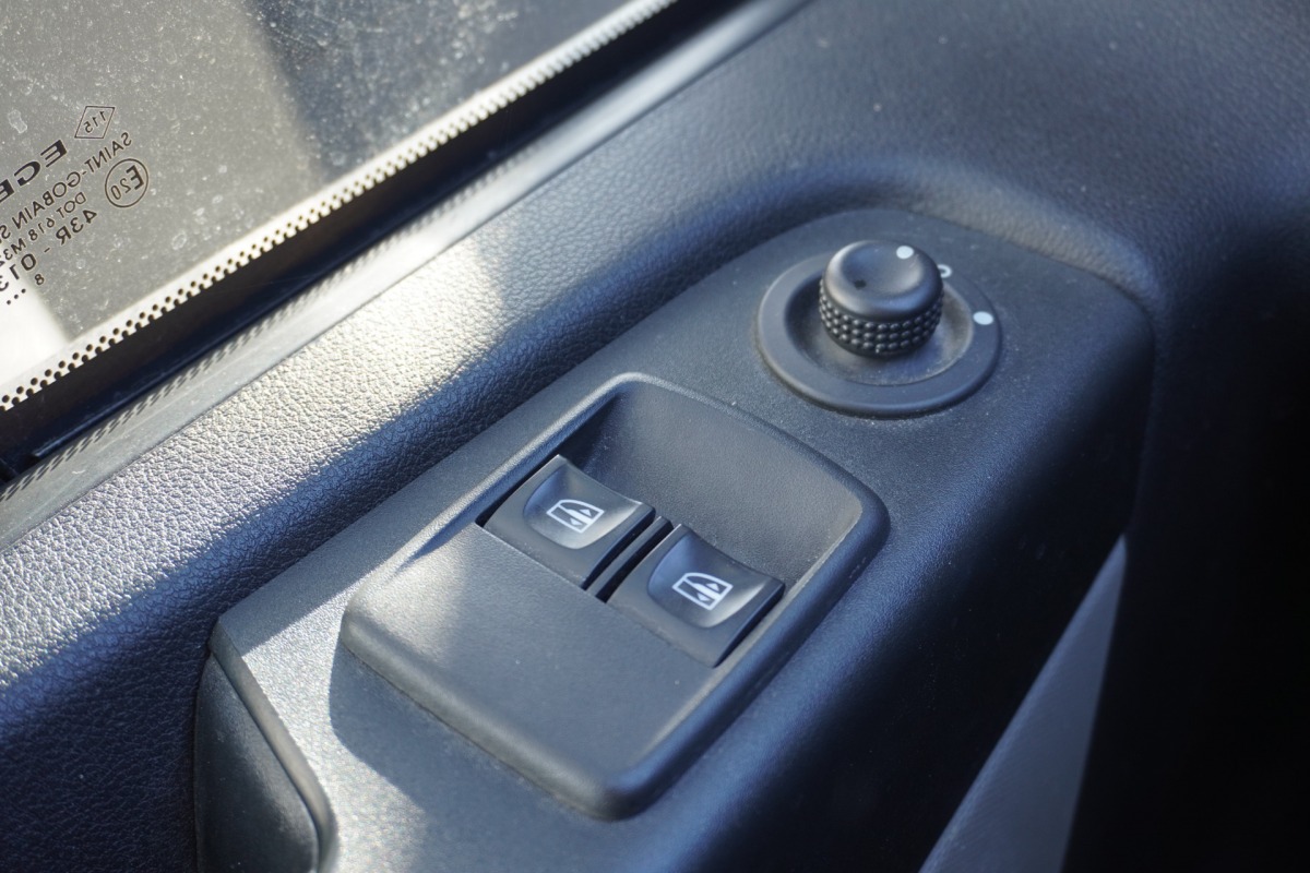 Renault Trafic 1.6 dCi L2 EURO 6 - Airco - Cruise - Trekhaak - € 9.950,- Excl.